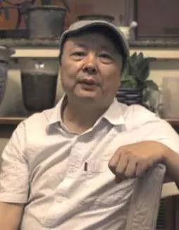 庙堂之外的烟火人间——评京味儿话剧《年复一年》
